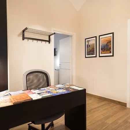 Al Borgo Orefici * Naples