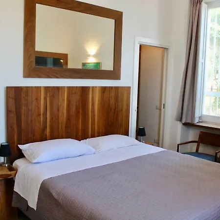 Borgo Marechiaro Bed & Breakfast *