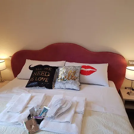 Bed & Breakfast Holidays Naples