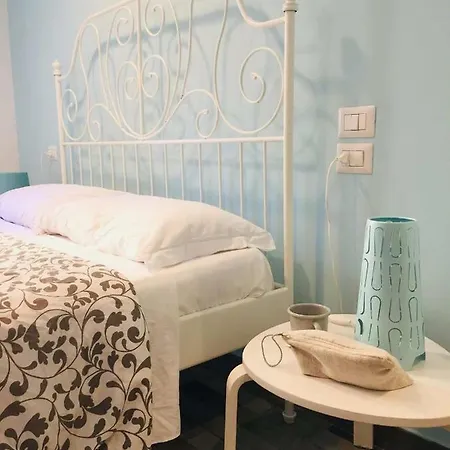 Domus Alma Bed & Breakfast 2*