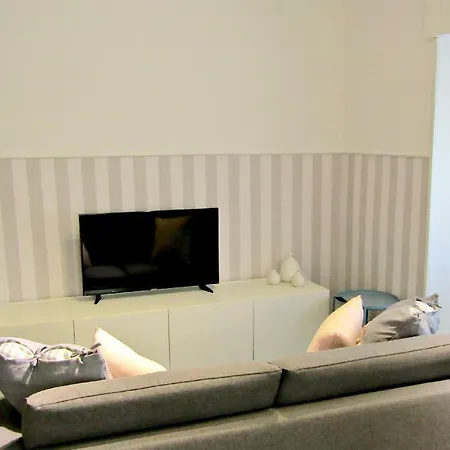Downtown - Maison Lucilla Holiday home *