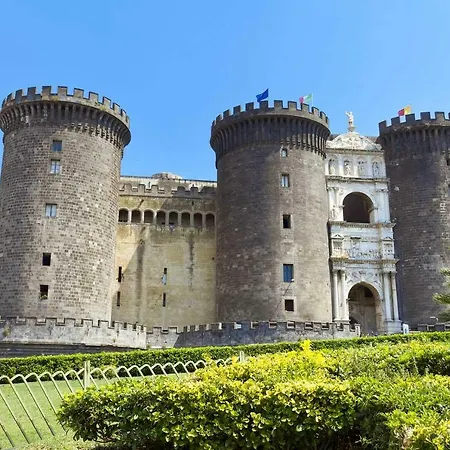 Mascalzone Latino Luxury Konukevi Napoli