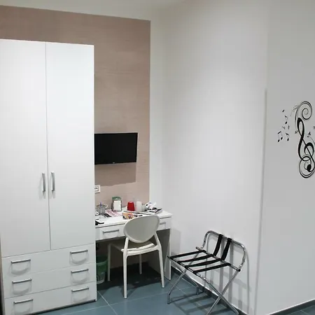 Mascalzone Latino Luxury Napoli
