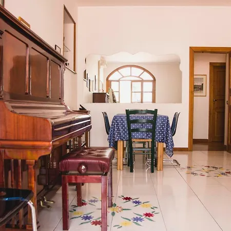Le Terrazze A Mergellina 2* Napoli