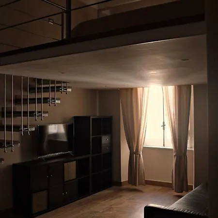 Casa Cairoli *