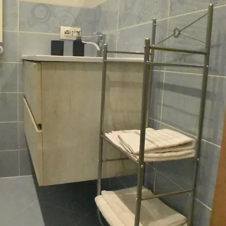 Domus Campanile Apartment *