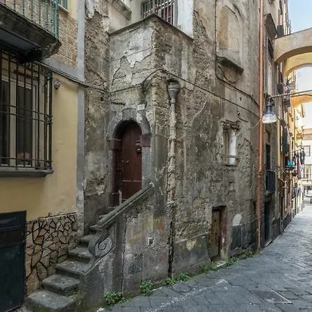Holiday home Donnare Casavacanza - Historic Center Of *