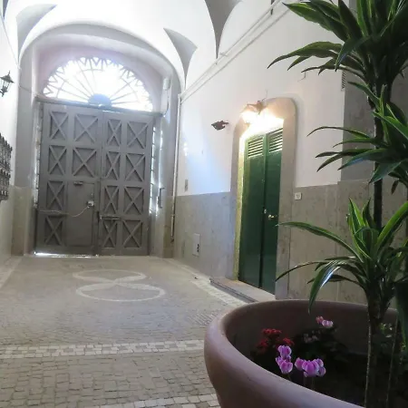 Donnare Casavacanza - Historic Center Of Naples