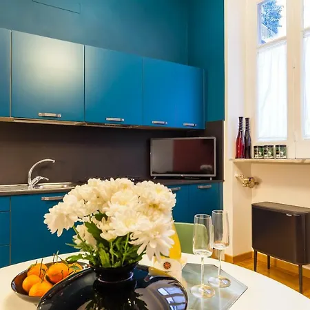 Appartamento Alma De Toledo Design Plebiscito Napoli