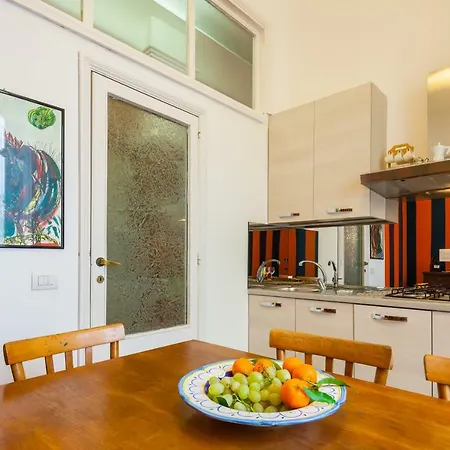 Alma De Partenope - Relais De Charme By The Sea Apartment Naples