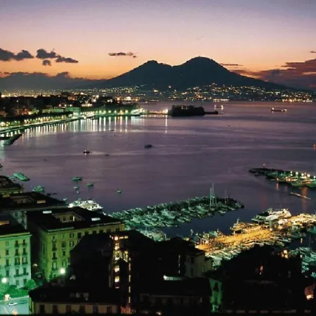 Donnare Casavacanza - Historic Center Of * Naples