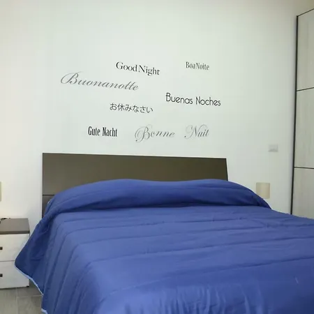 Marina Guest * Naples