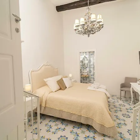 Napulitandream Guest house *