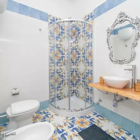 Napulitandream Guest house