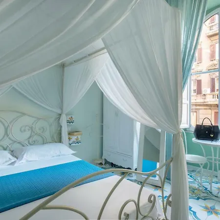 Regina Elena Bed & Breakfast Naples