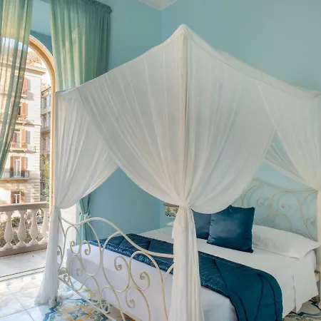 Bed & Breakfast Regina Elena Naples