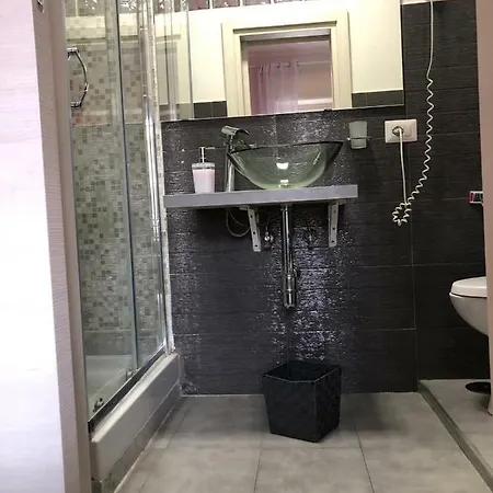 Easyhomeinnaples נאפולי