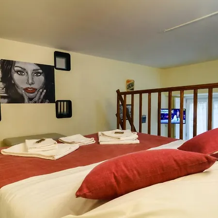 Bed & Breakfast Sarracino Relais 2*