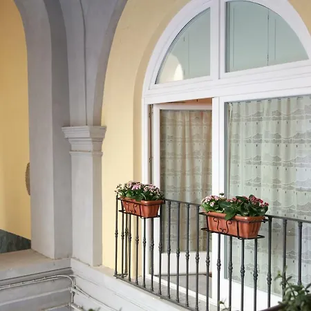 Sarracino Relais Bed & Breakfast