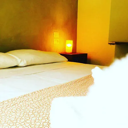 Domus Alma Bed & Breakfast 2*