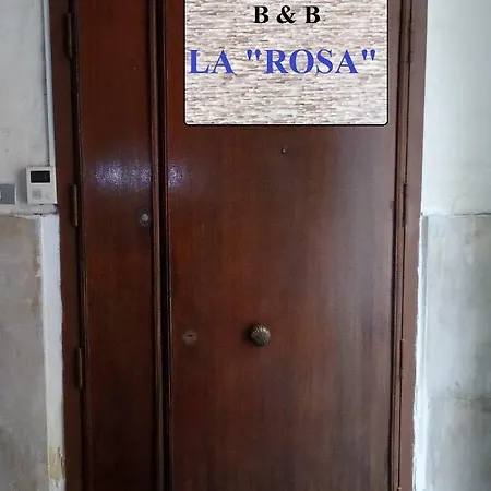 La Rosa Guest house