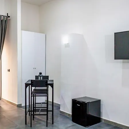 Maison 116 * Naples