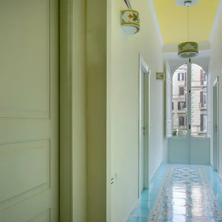 Regina Elena Bed & Breakfast