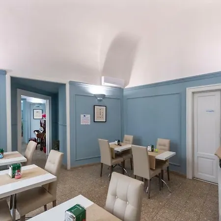 Aragonese Luxury Neapol
