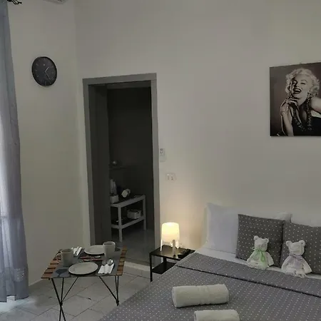 Titty House Naples