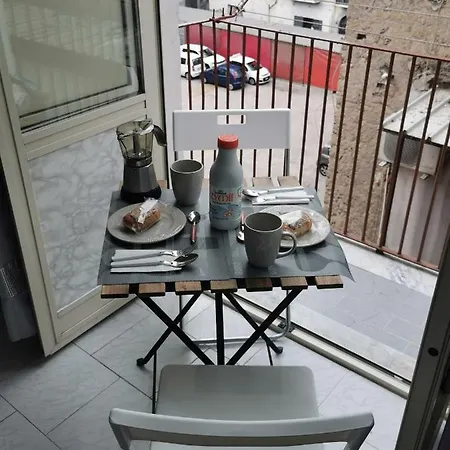 Apartment Titty House