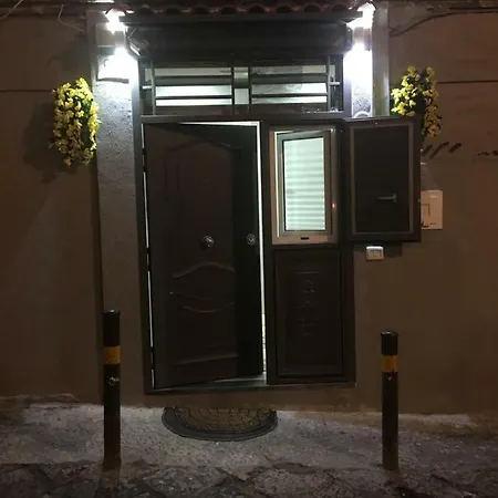 Casa Piano Zero Apartment Naples