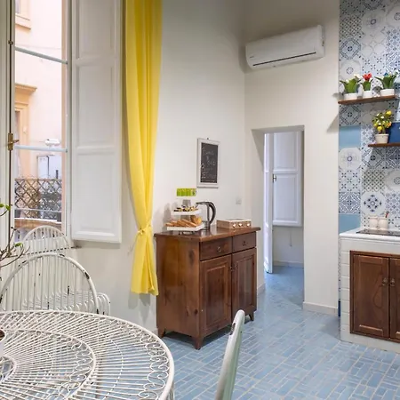 Regina Elena Bed & Breakfast