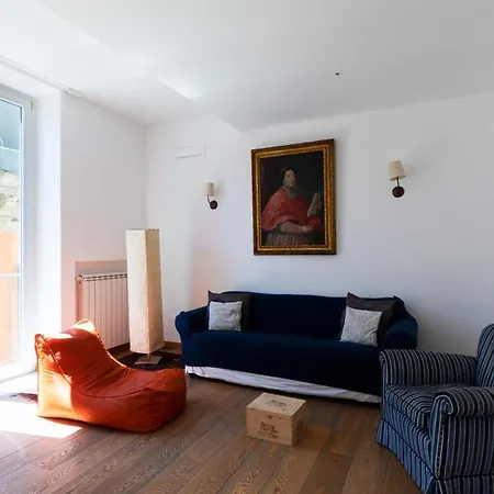 Spaccanapoli Casa Tre Santi Apartment *