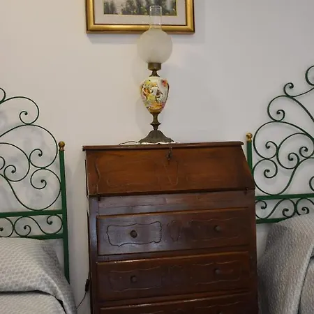 Rinninella A Santa Chiara Casa Lidia * Naples