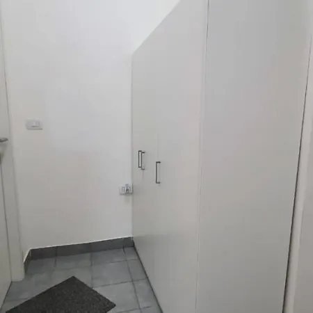 Sky House Napoli Apartamento *