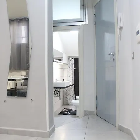 Milo's Ii Apartment *