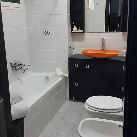 Casa Daniele Nel Cuore Della Citta Naples