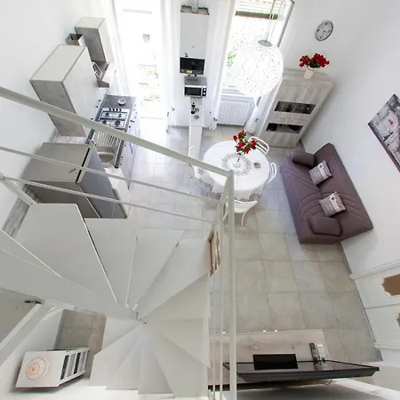 Apartment La Casa Delle Fate Naples