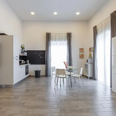 La Casa Di Olivia 237 Holiday home Naples