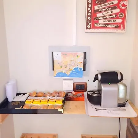 Mamas & Naples