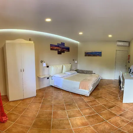 Relais La (adults Only) ナポリ