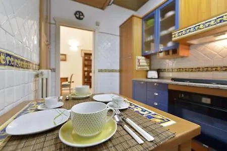 Charming Apartment Naples