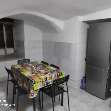 Sopra Dante Naples