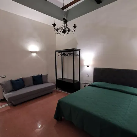Mergellina 121 Neapel