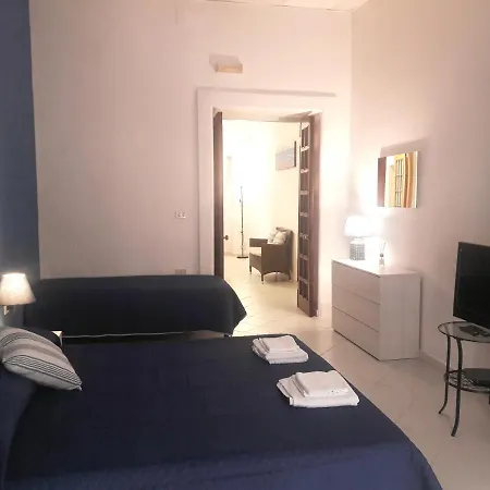 Casa D'avalos Guest house Naples