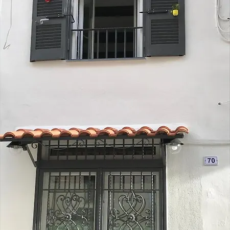 Corno Napoletano Free Parking For Small Cars Only Apartment Naples
