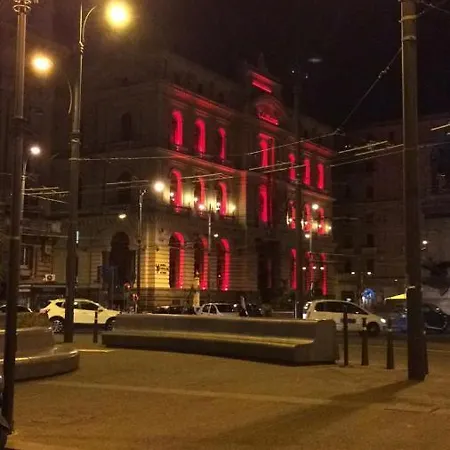 Oscar Apartment