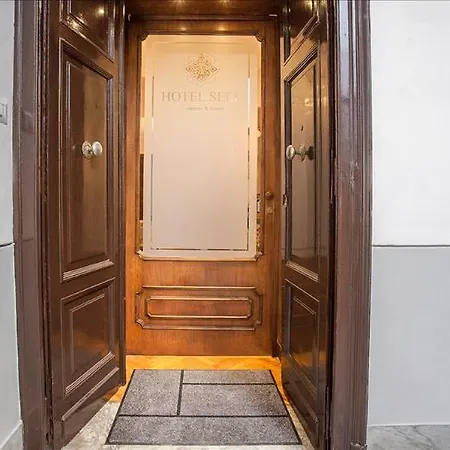 Palazzo Depretis 3* Naples