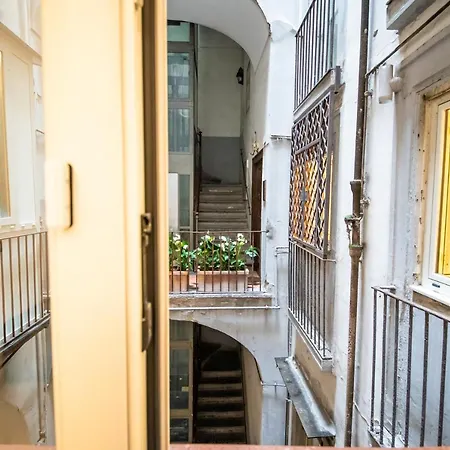 Napoli Time Bed and breakfast