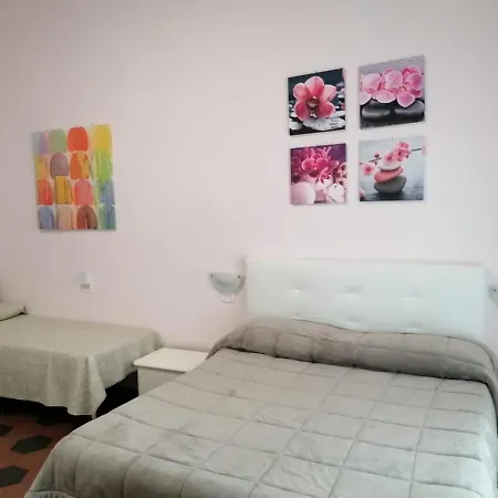 D'incanto A Nápoles